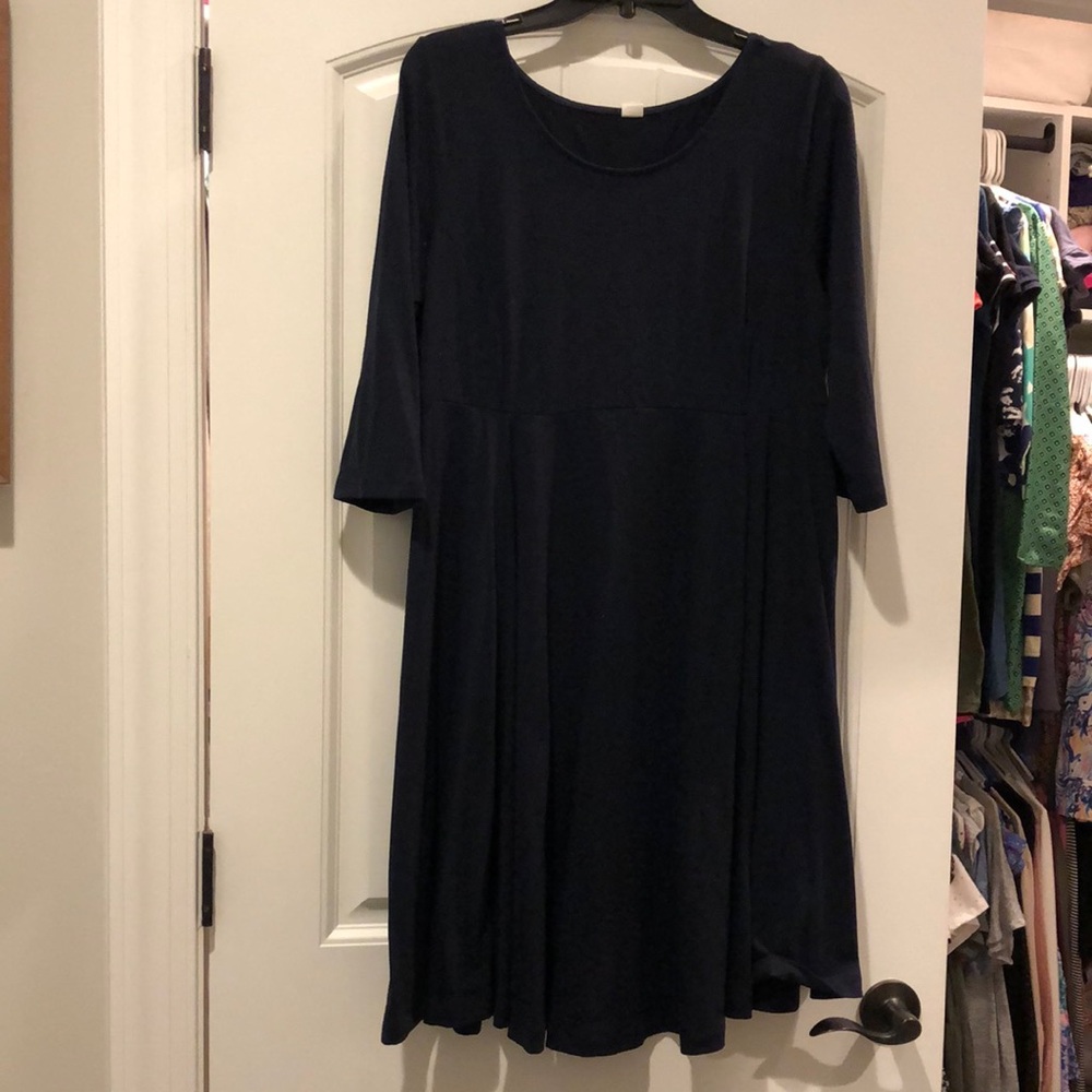 Old navy maternity dress size m